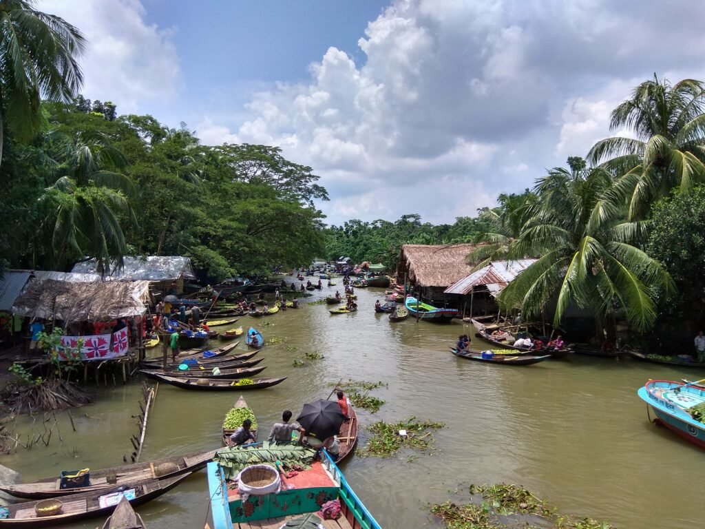 Largest Floating Guava market in Asia